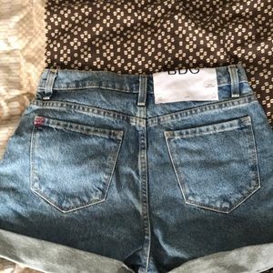 BDG Mom High Rise Jean Shorts